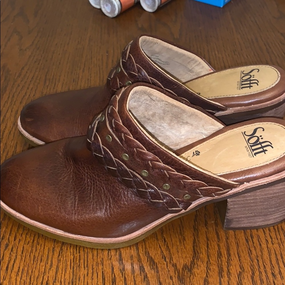 Sofft clogs